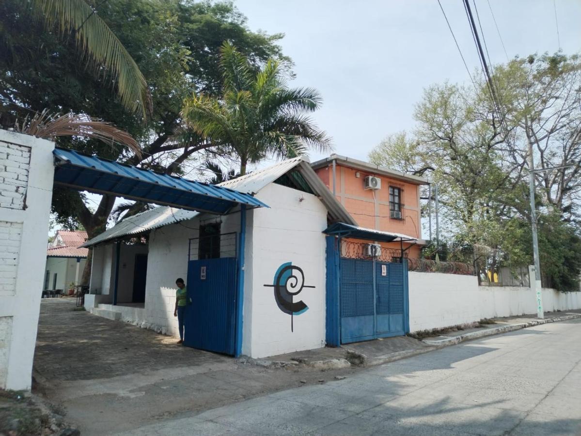 Chilamar Surf Lodge La Libertad Exterior photo